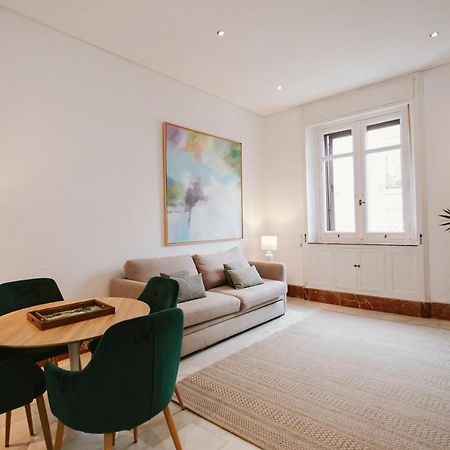 Bright And Cozy-1Bd 1Bth & 2Bd 1Bth- La Giralda Apartment Sevilla Bagian luar foto