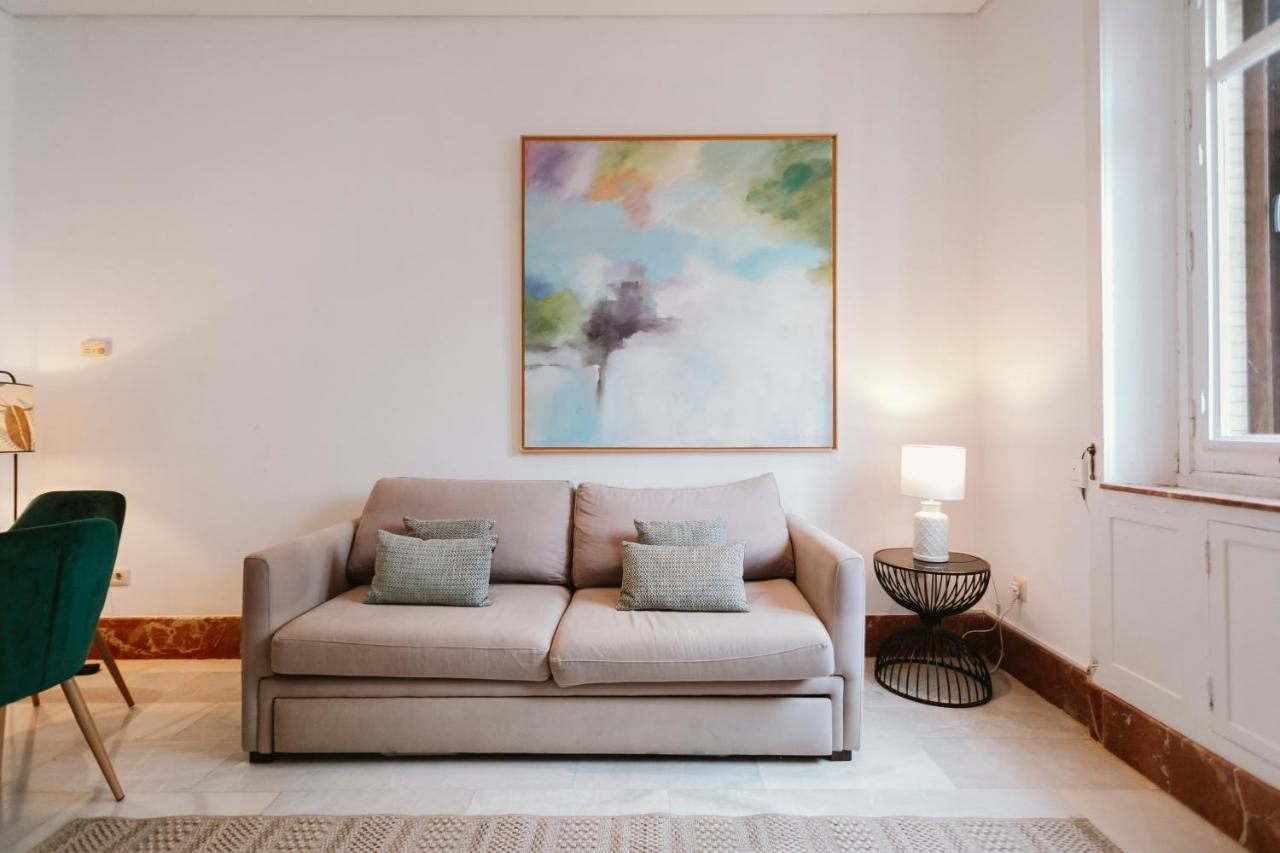 Bright And Cozy-1Bd 1Bth & 2Bd 1Bth- La Giralda Apartment Sevilla Bagian luar foto