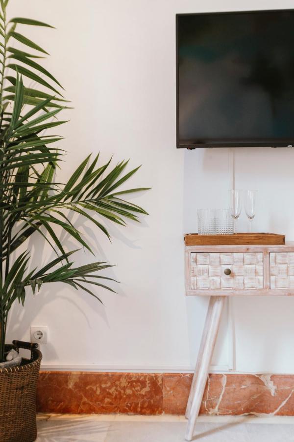 Bright And Cozy-1Bd 1Bth & 2Bd 1Bth- La Giralda Apartment Sevilla Bagian luar foto