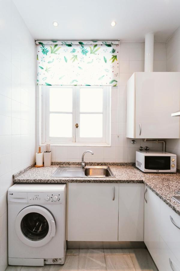Bright And Cozy-1Bd 1Bth & 2Bd 1Bth- La Giralda Apartment Sevilla Bagian luar foto