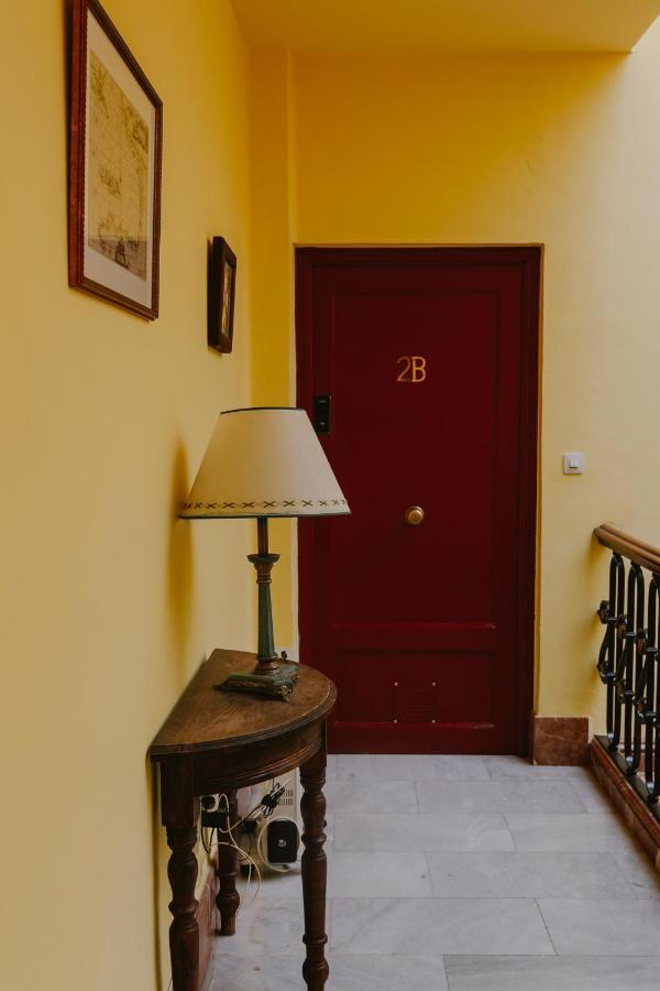 Bright And Cozy-1Bd 1Bth & 2Bd 1Bth- La Giralda Apartment Sevilla Bagian luar foto